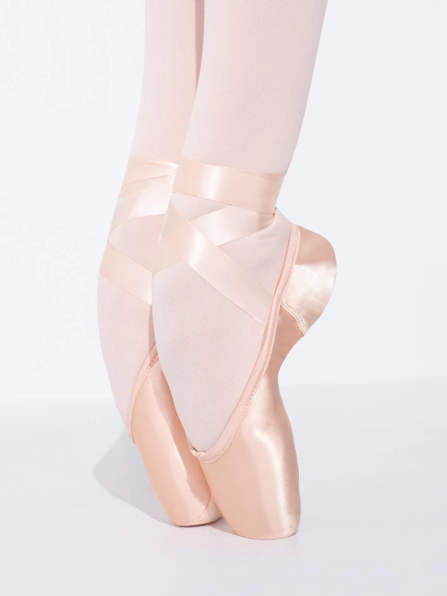 Capezio Airess Broad Toe Maxifirm Pointe Shoes in Petal Pink - Professional Ballet Dance Footwear